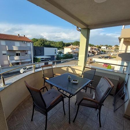 Apartment Violeta Medulin Exterior photo