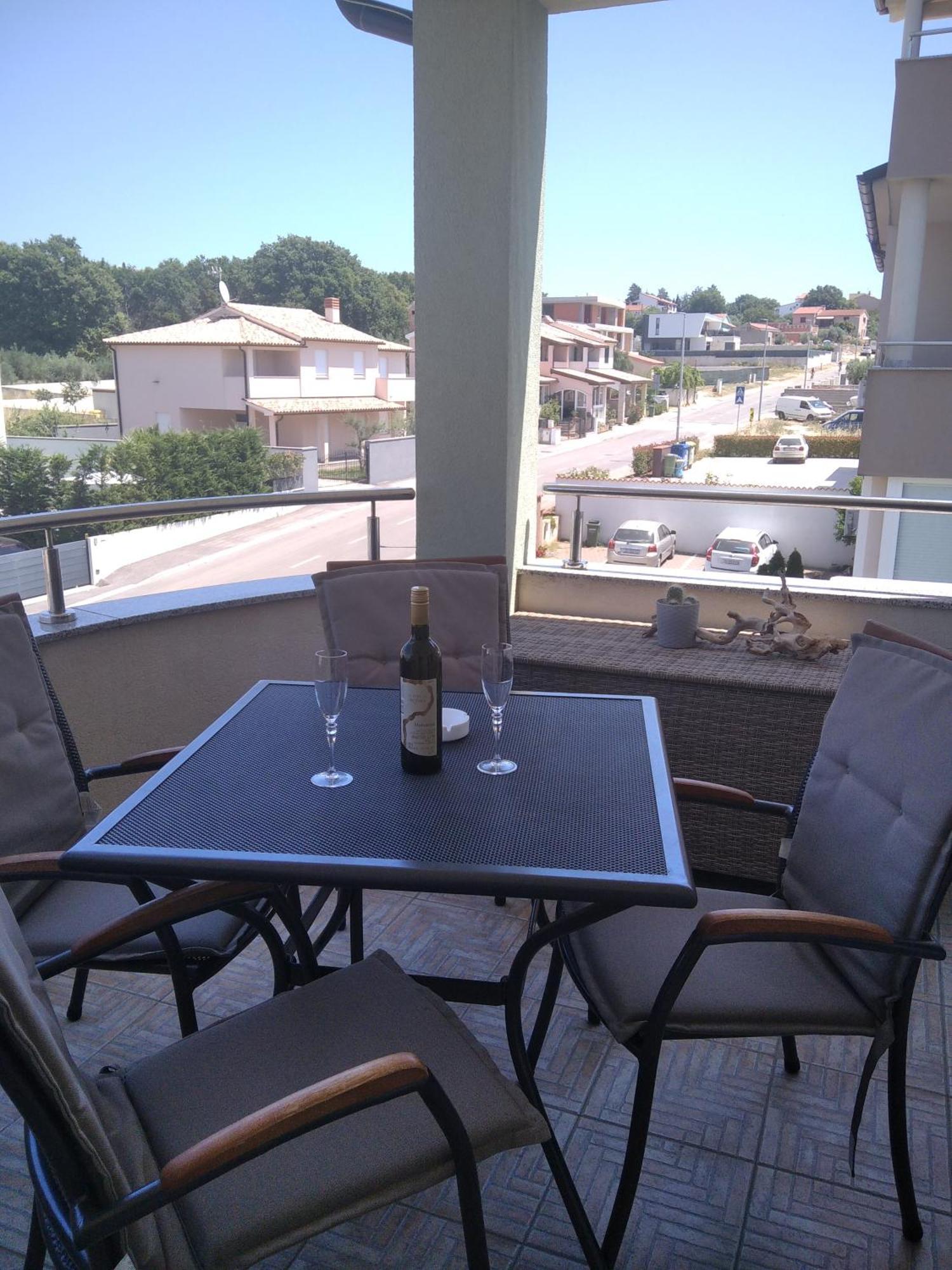 Apartment Violeta Medulin Exterior photo